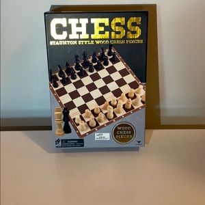 2/$30 - Chess Staunton Style Wood Chess Pieces